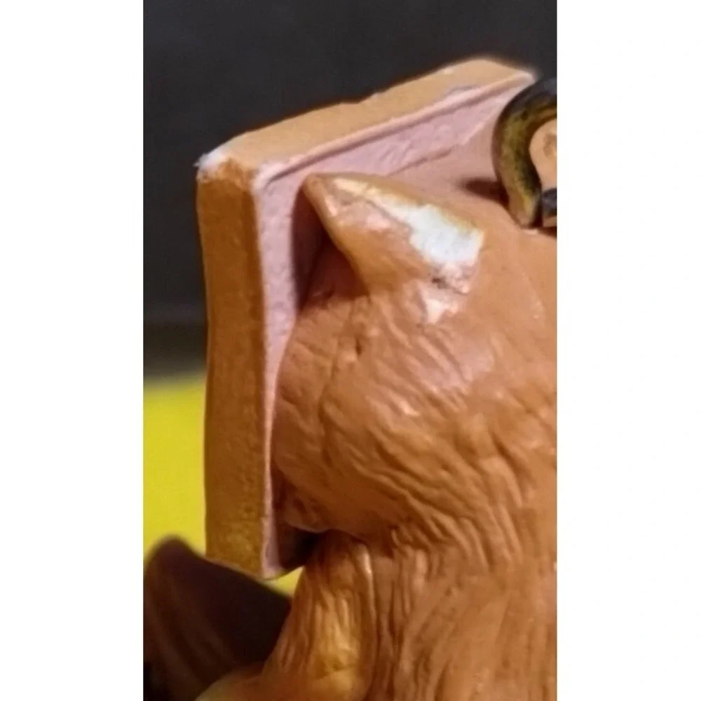 Bandai Toast Mini Cat Figure #2354781